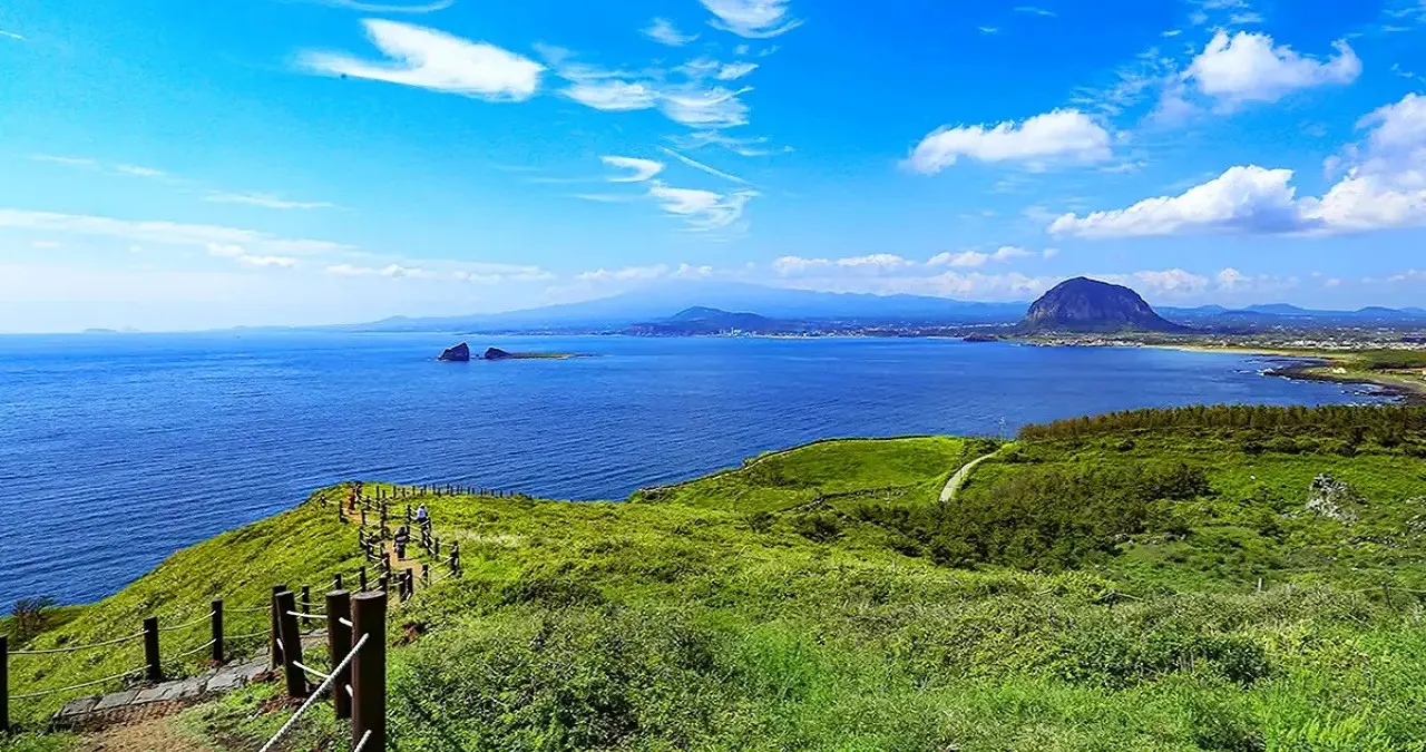 제주 송악산둘레길 / 사진=비짓제주