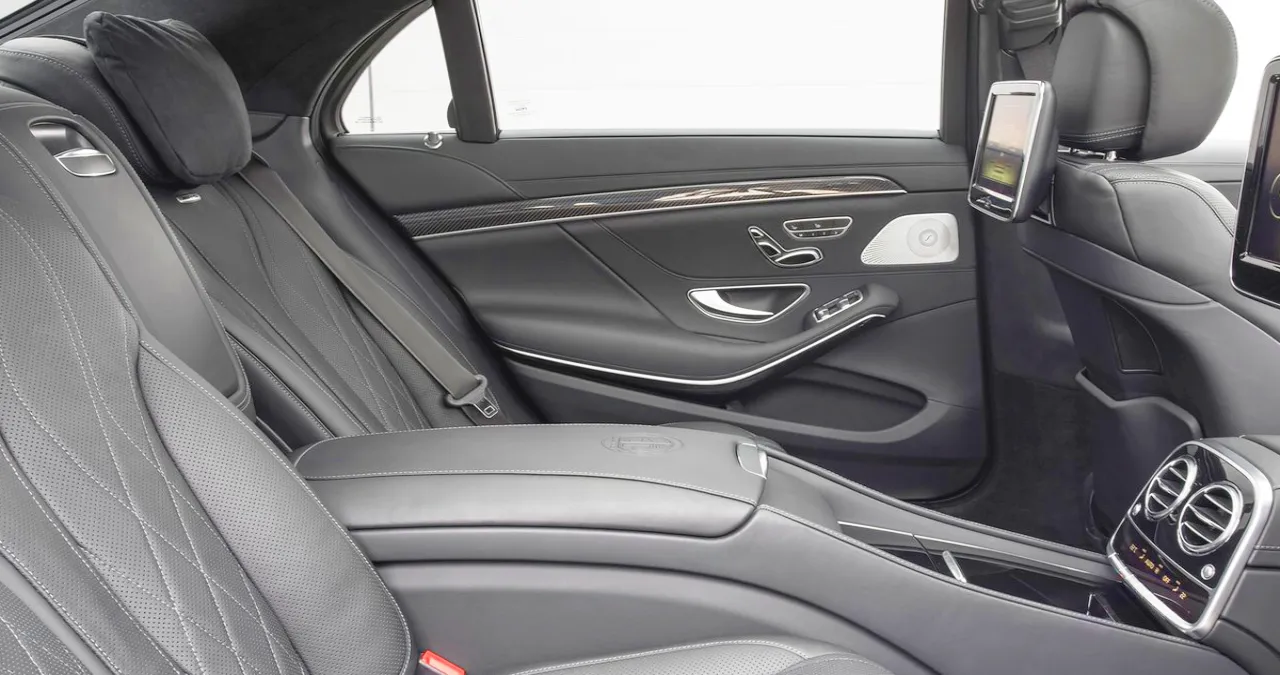 S63 AMG W222 실내 / 벤츠