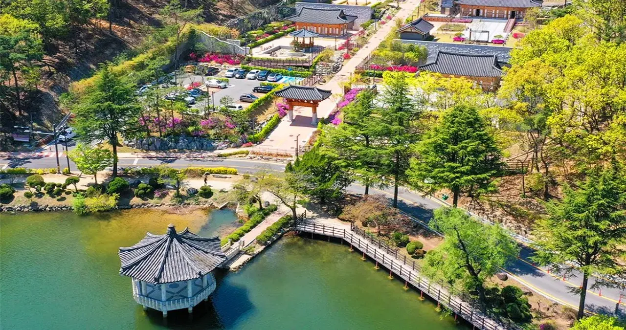 금오정과 성리학역사관 / 사진=구미시