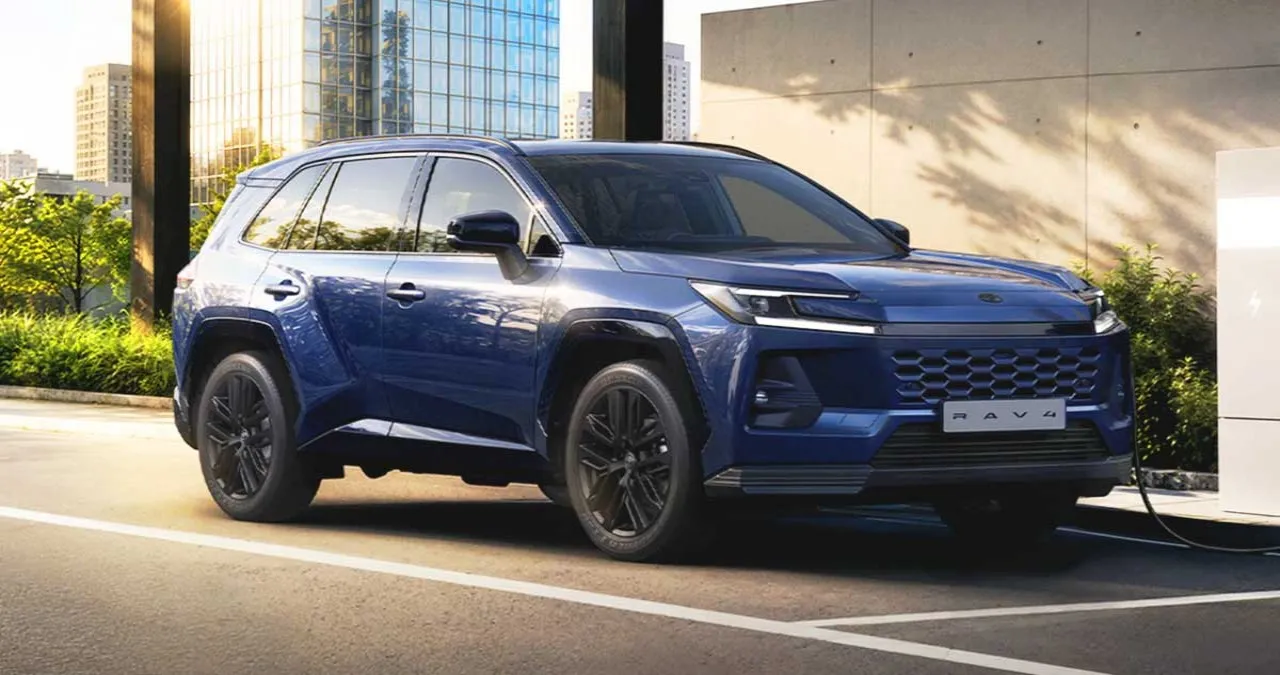 RAV4 플러그인 하이브리드 / 토요타