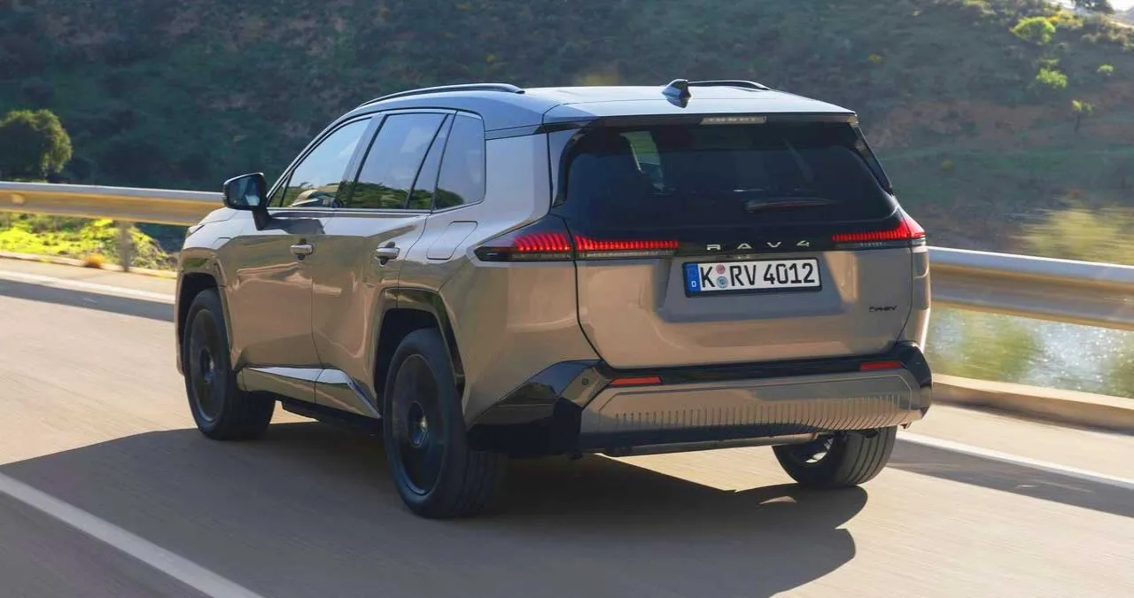 RAV4 / 토요타