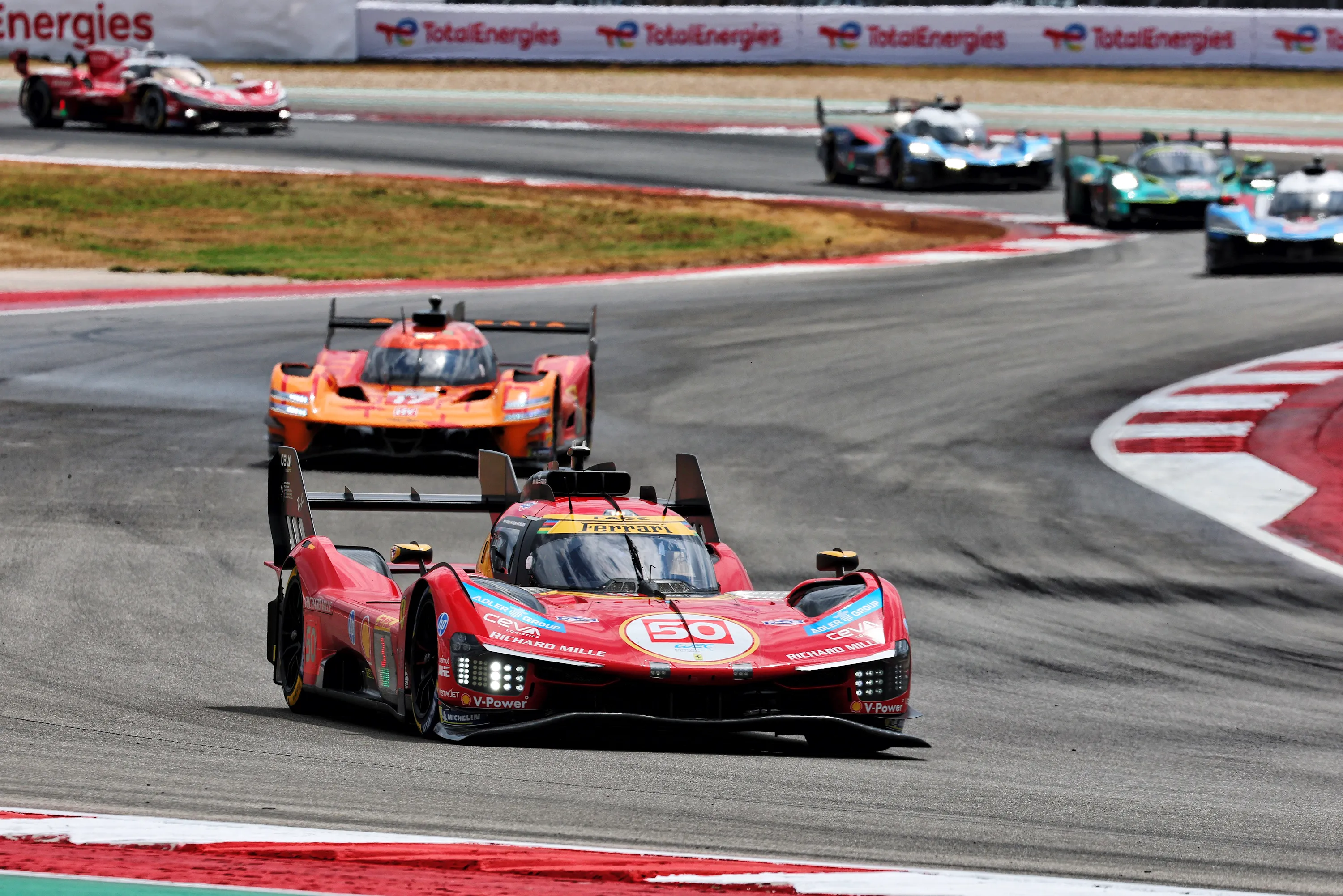 < 2027 론스타 르망 레이스, 출처 : roadandtrack >