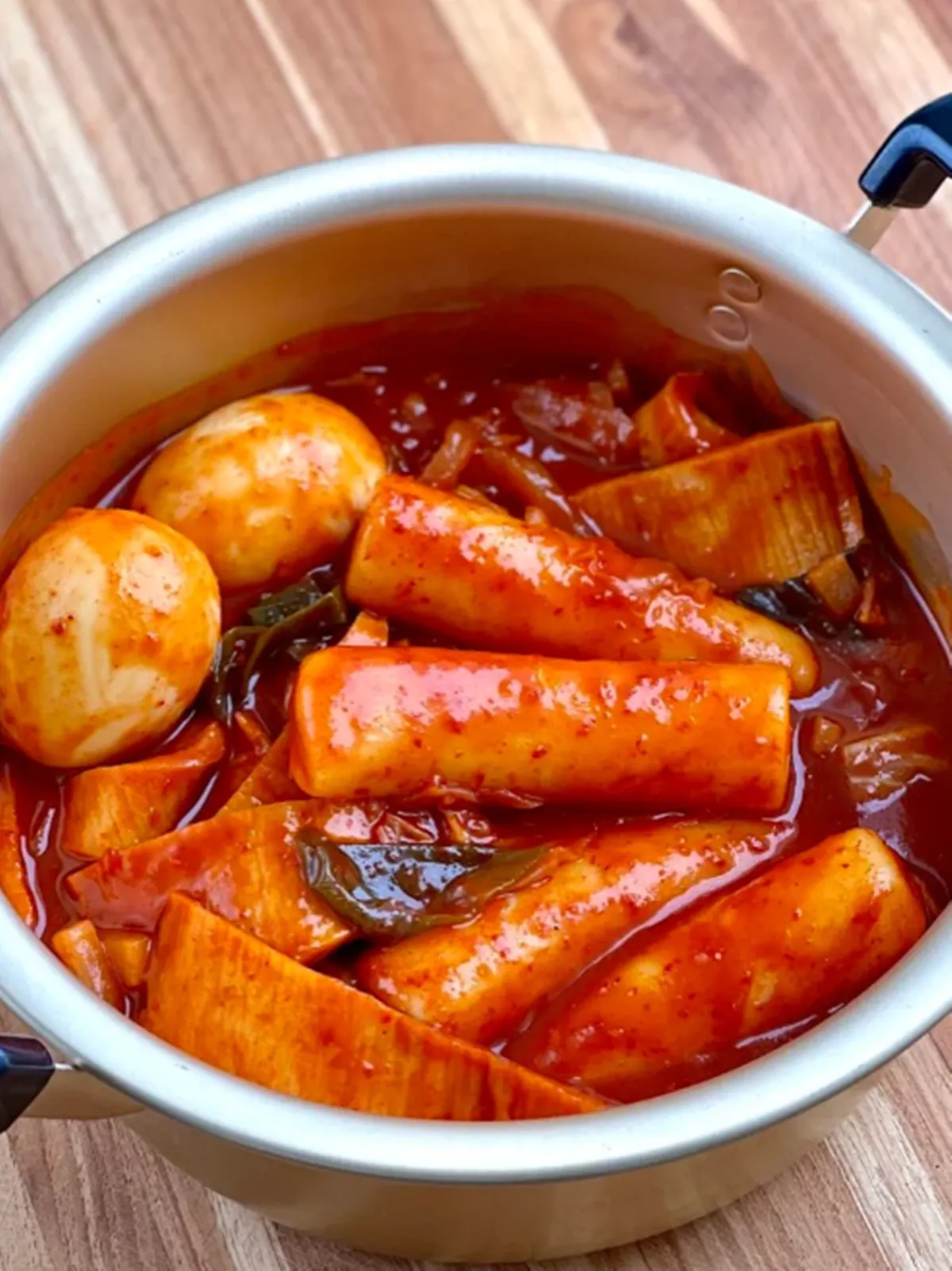 사진 : 떡볶이 / 생성형 이미지