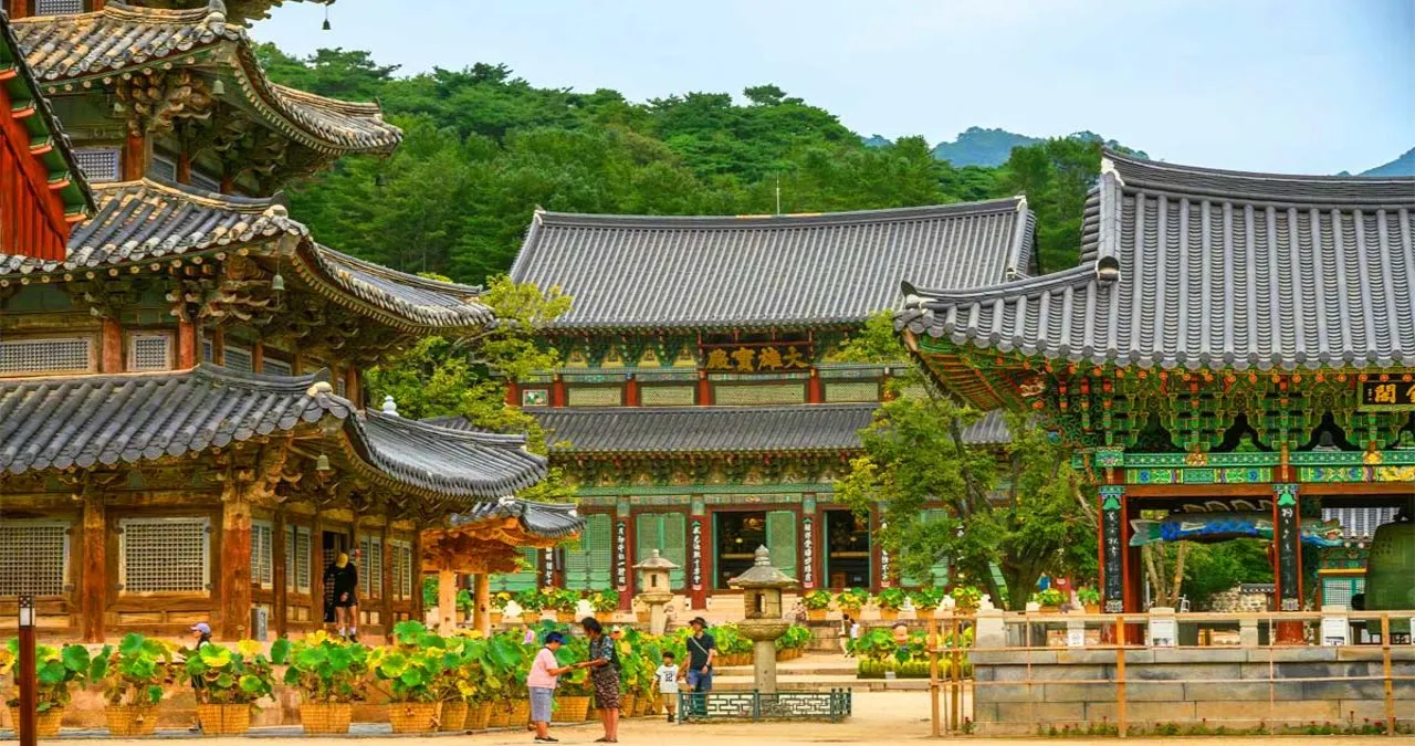 보은 법주사 / 사진=한국관광공사 이효직