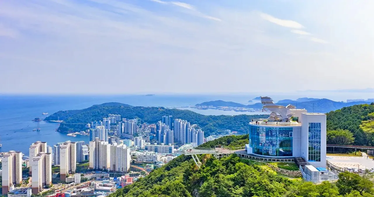 부산 천마산 복합전망대 / 사진=천마산 복합전망대