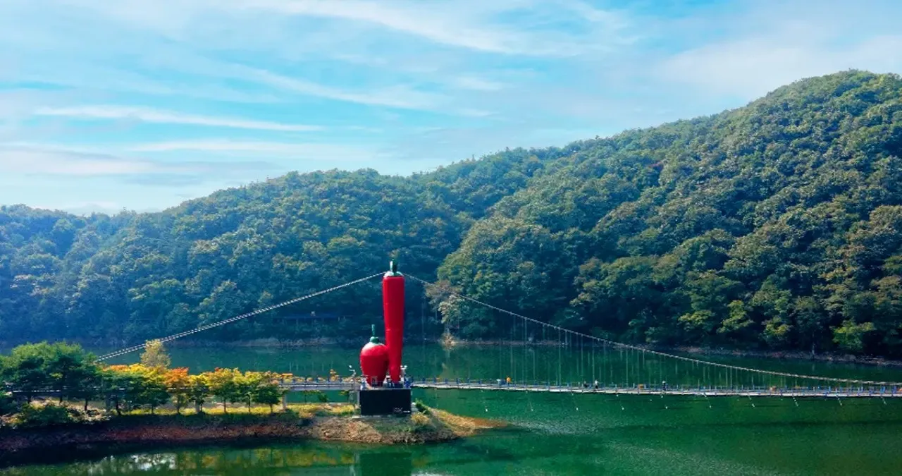 천장호 출렁다리 / 사진=충남관광