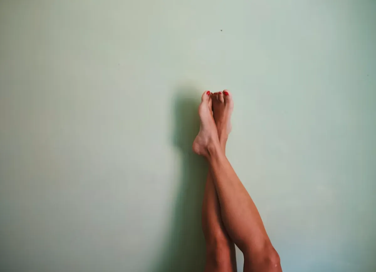 사진 : 다리 올리기 / unsplash.com