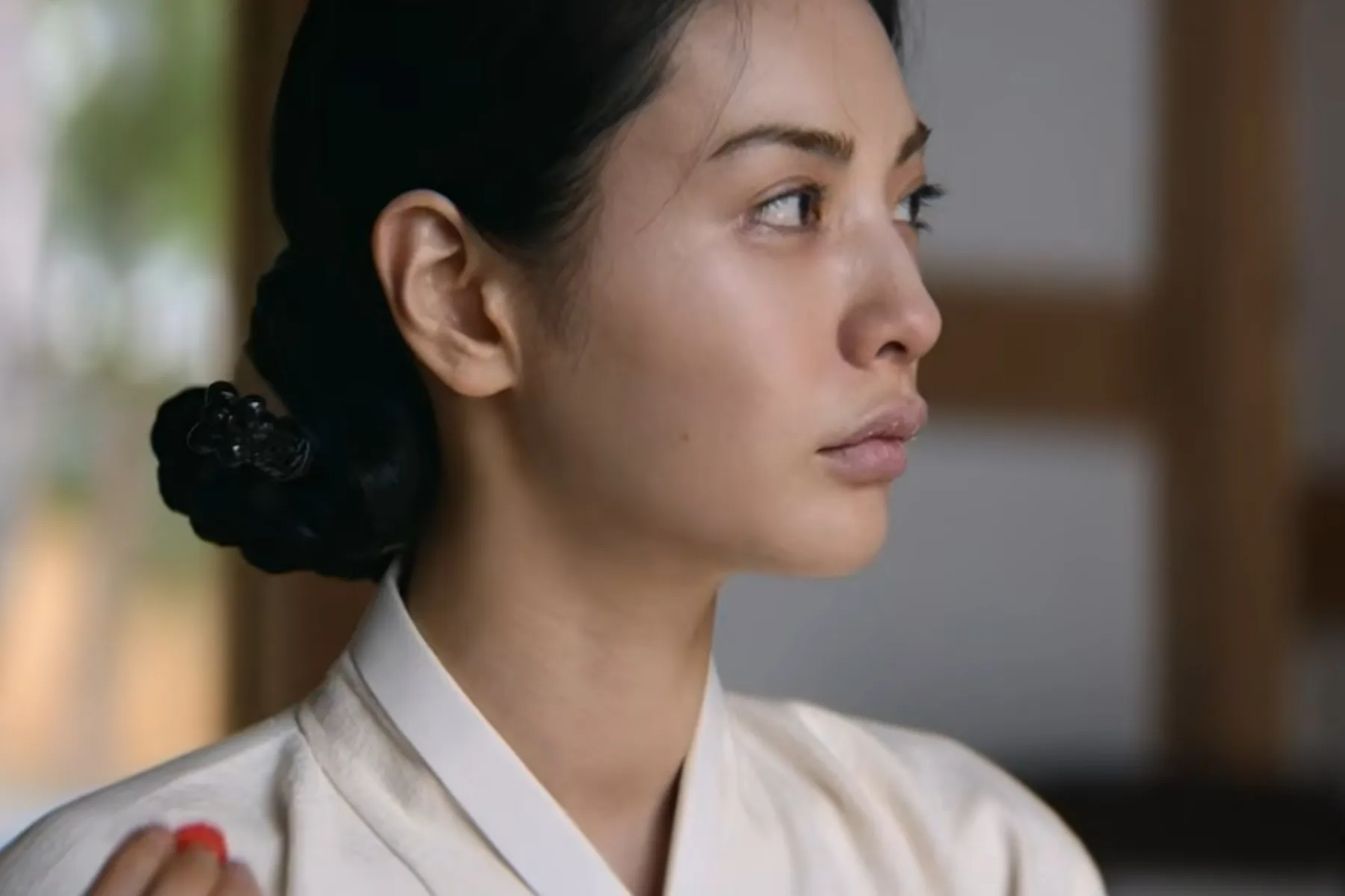 넷플릭스 드라마 ‘스캔들’ 속 나나 모습. Netflix Korea 넷플릭스 코리아 유튜브 채널 ‘스캔들’ 영상 캡처