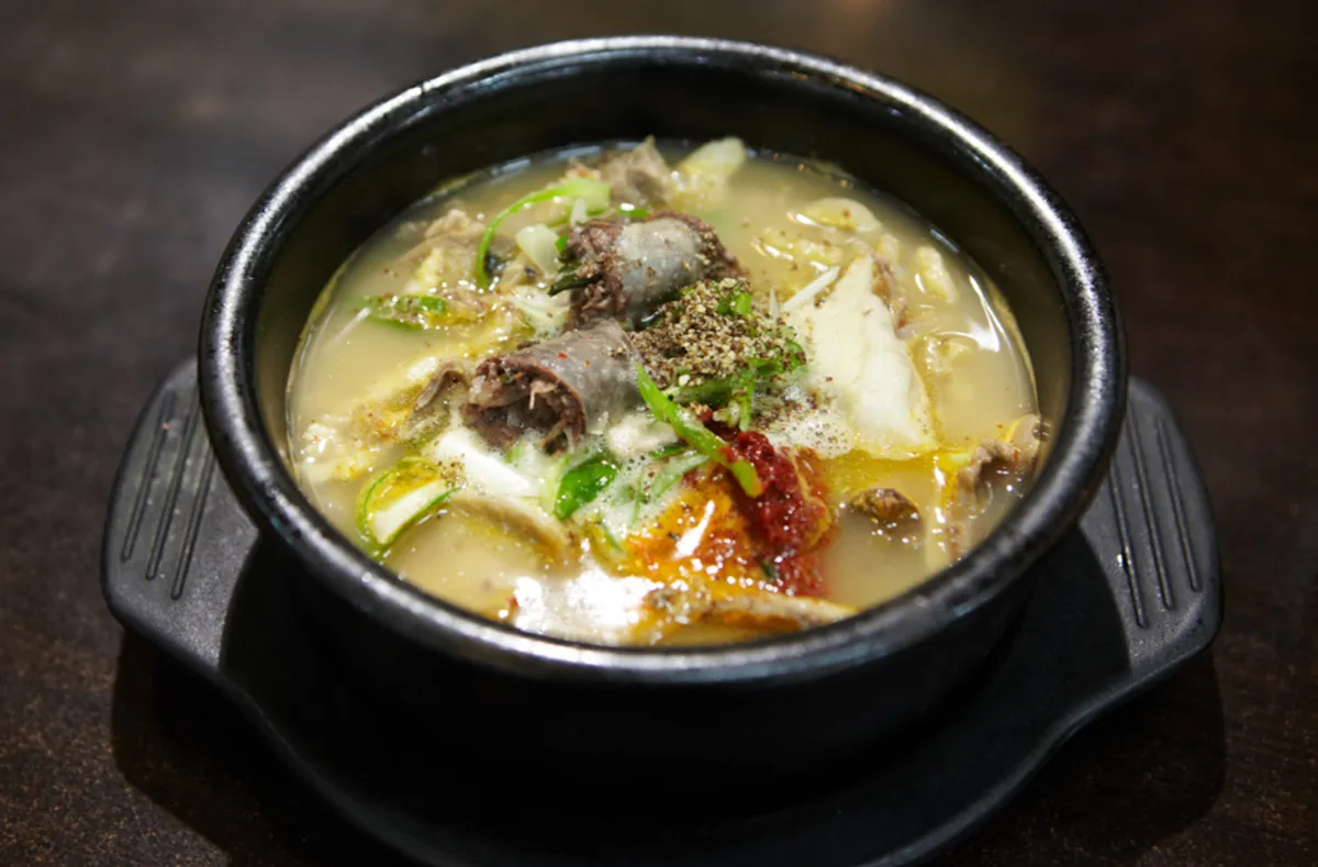 사진 : 순댓국 / 생성형 이미지