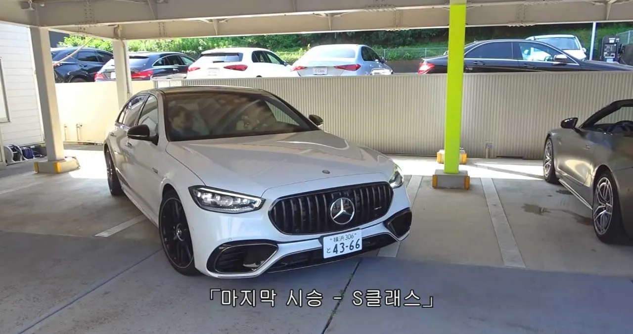 S클래스를 시승하는 야노시호 / 사진=유튜브 ‘야노시호’