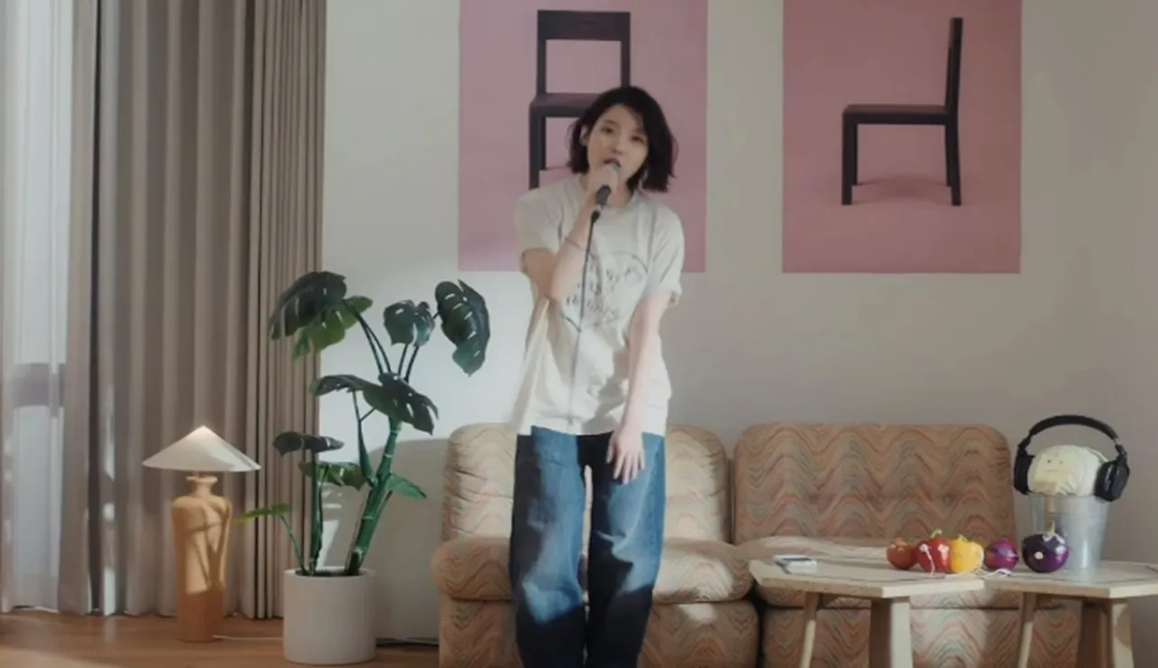 아이유 ‘Dear my crazy soulmate’ 뮤직비디오 캡처