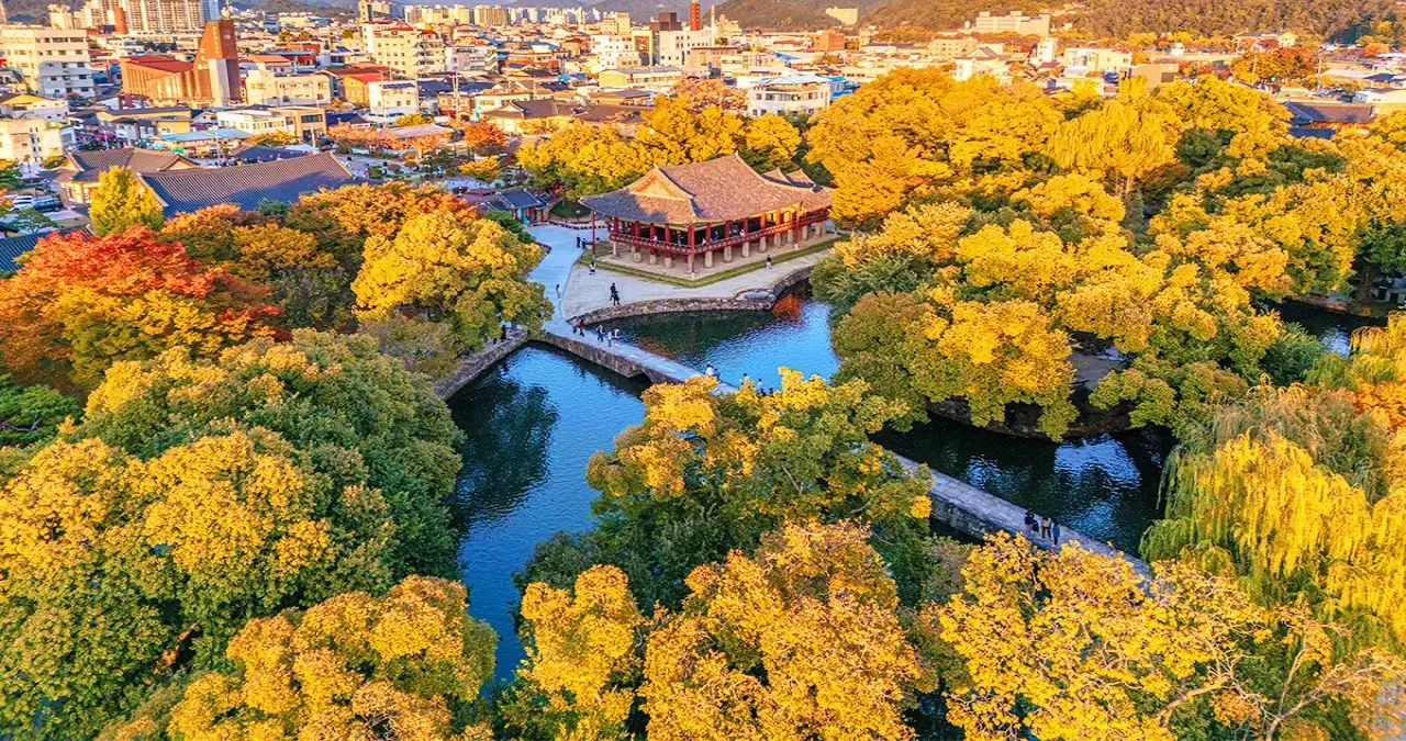 광한루원 전경 / 사진=한국관광콘텐츠랩