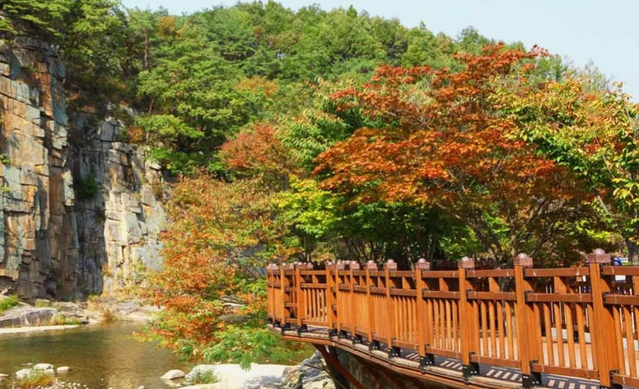 사인암 풍경 / 사진=한국관광공사 이범수