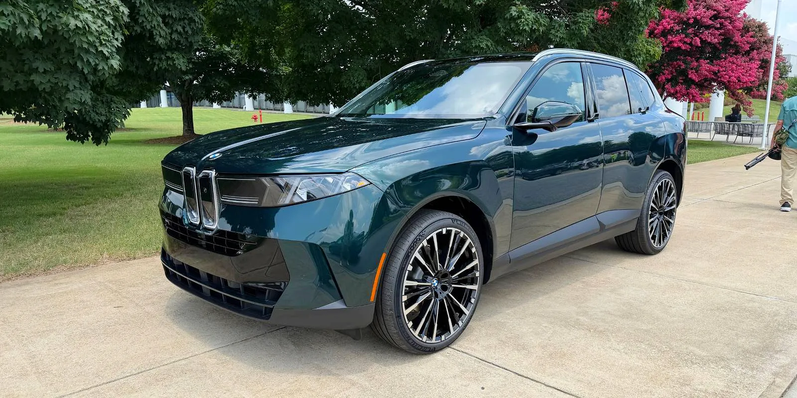< BMW 신형 X5 풀체인지, 출처 : carbuzz >