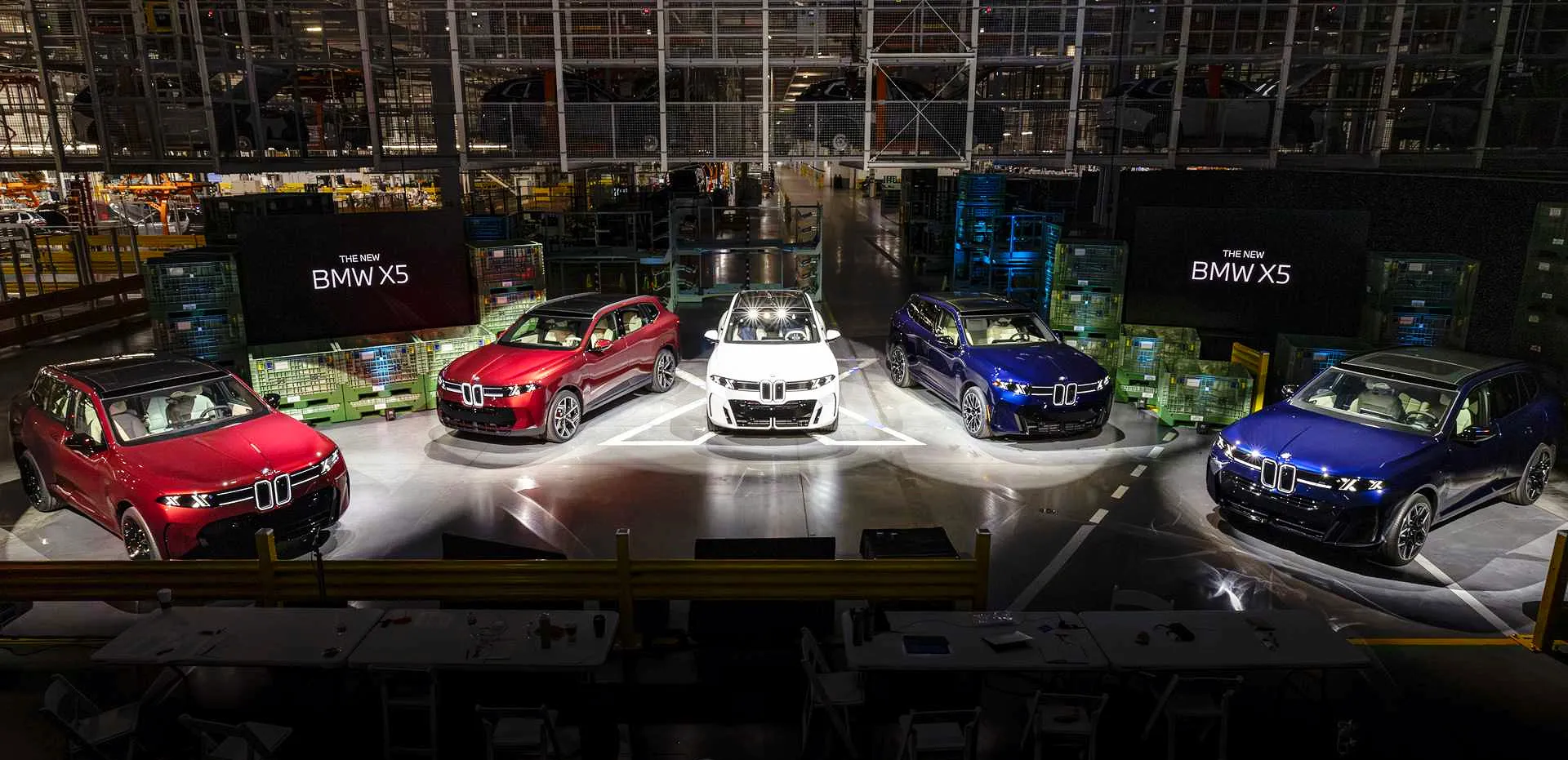 < BMW 신형 X5 풀체인지, 출처 : carbuzz >