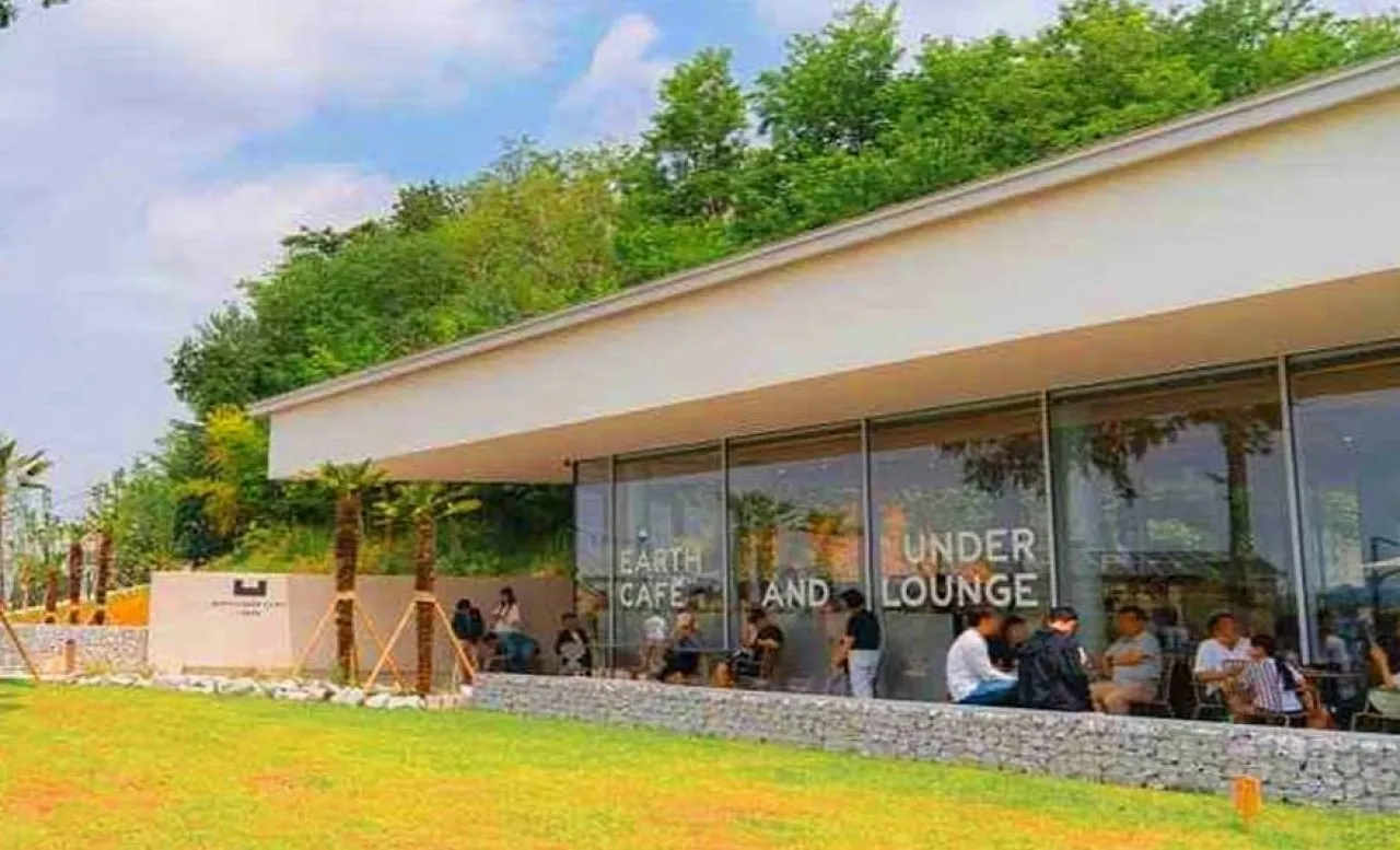 어스언더파크 외관 / 사진=한국관광콘텐츠랩