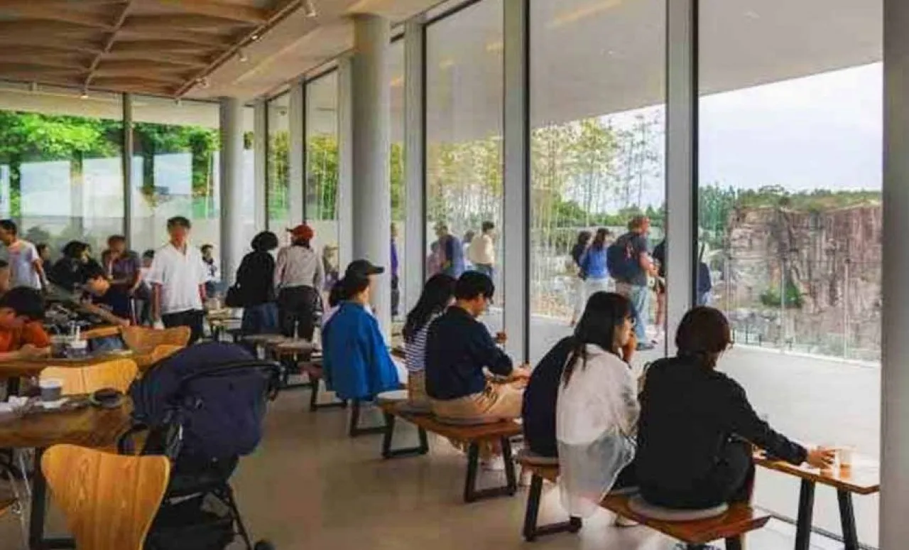 어스언더파크 내부 풍경 / 사진=한국관광콘텐츠랩