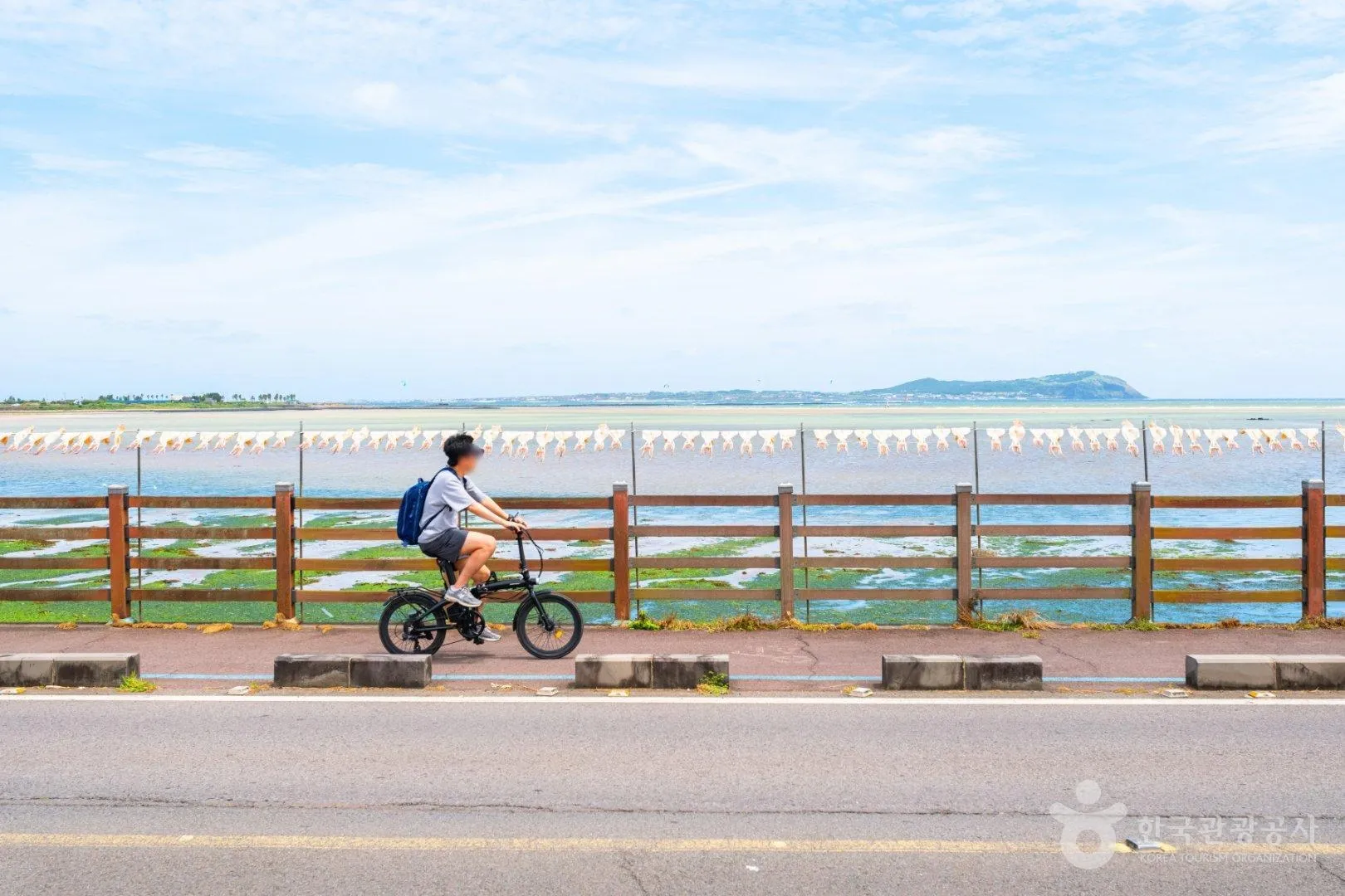 제주 종달리 해안 자전거길.  한국관광공사 홈페이지