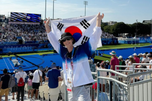 기사로 이동 - 조국 프랑스 꺾었는데?…파비앙, 남자 양궁대표팀 金 축하