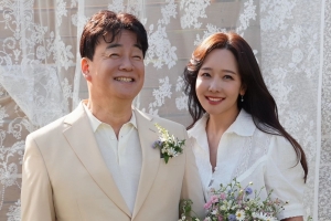 기사로 이동 - 소유진, ♥15살 연상 백종원과 신혼여행 중 눈물 “이게 내 미래구나”