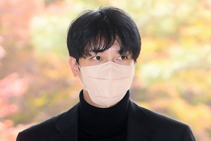 기사로 이동 - 법원, 이승기에게 ‘5억 8천만 원’ 쾌척! 후크, 눈물의 패소