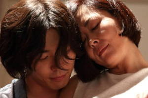 기사로 이동 - 김재욱, 日유명 여배우 나카야마 미호 추모…영화 ‘나비잠’서 인연