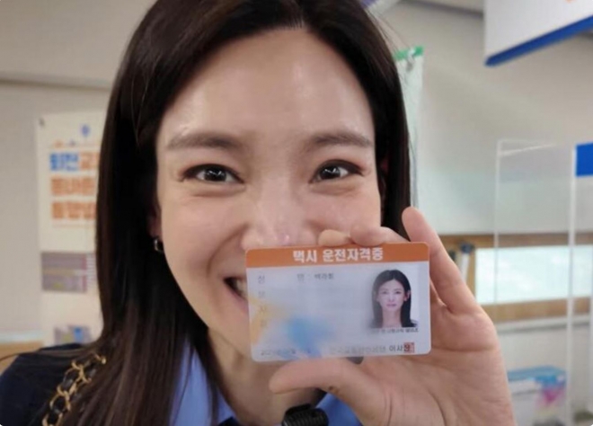 thumbnail - ‘이혼 후 생활고’ 정가은, 택시기사 된다... “아빠 대 이어 나도 택시기사”