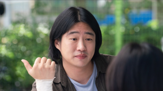 thumbnail - 안재홍 은퇴설 ‘종결’… 영화 ‘하이파이브’서 라미란과 호흡