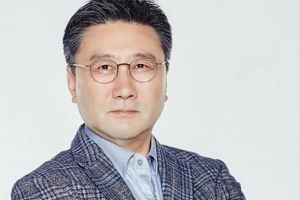 기사로 이동 - 배우 최정우 사망, 세 번째 아내가 상주…“사인 아직 몰라”