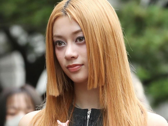 thumbnail - 하이브 걸그룹 멤버 두 번째 커밍아웃...“나도 양성애자”