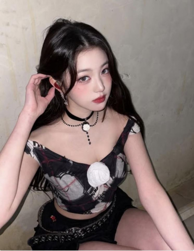 thumbnail - 아이브 장원영, “그냥 장원영 장르다”...네티즌 찬사