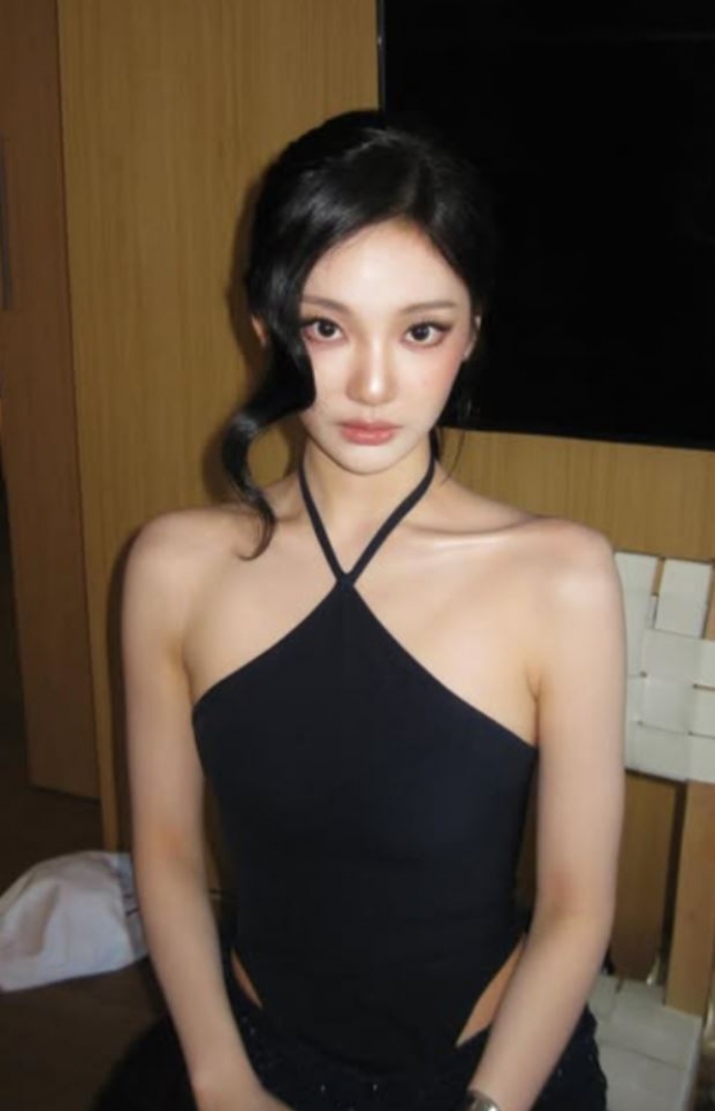 thumbnail - 에스파 닝닝, 진짜 인어공주를 연상케 하는 ‘매혹적인 자태’
