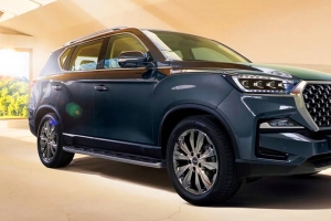 기사로 이동 - “4WD 공짜에 200만원 더”... 3천만원대 ‘국내 유일’ 이 SUV, 정체는?