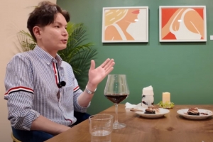 기사로 이동 - ‘나는솔로’ 26기 광수, 여과없는 경솔 발언으로 뭇매...“현숙·정숙 집이 못살아서”
