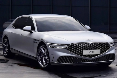 thumbnail - ‘회장님 차’ 눈물의 떨이? 8,417만 원에 모십니다 thumbnail - ‘회장님 차’ 눈물의 떨이? 8,417만 원에 모십니다