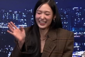 기사로 이동 - ‘신세계 재벌 3세’ 애니, 용돈 얼마?…“달러로 생활비 정도 받아”