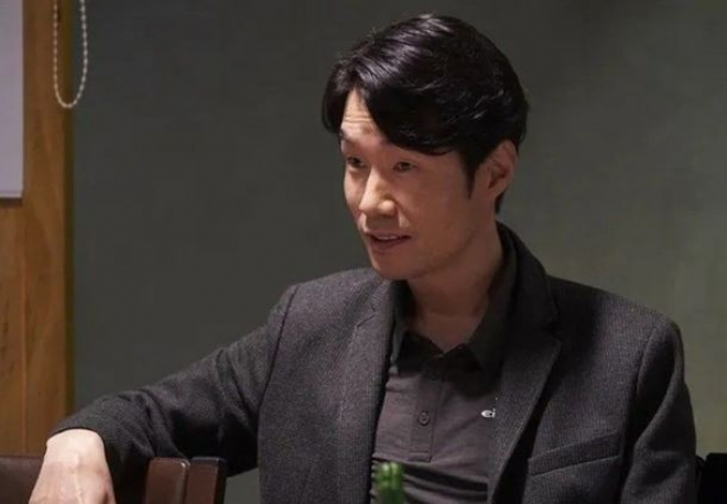 thumbnail - 배우 송영규, 시민 신고로 음주운전 혐의 불구속 송치...출연작 줄줄이 하차 하나?