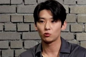 기사로 이동 - 덱스, 드라마 아이쇼핑 연기력 논란에 솔직 고백…“굴러온 돌이라 민폐 끼치고 싶지 않았다”