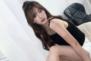 기사로 이동 - 율희, 이혼 후 물오른 미모로 ‘여신 비주얼’...“더 아름다워진다”