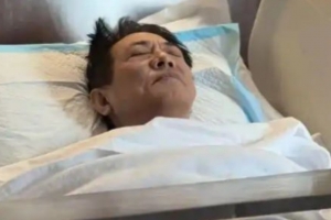 기사로 이동 - ‘사망설’ 이연걸 근황, 병원에서 포착…“수술 후 회복 중”