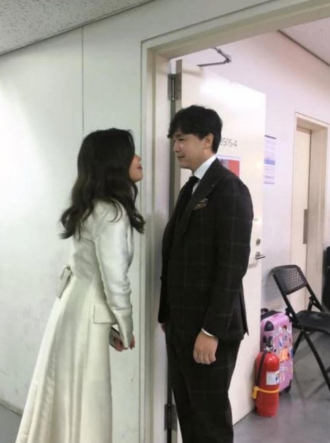 thumbnail - ‘이혼 발표’ 린, SNS에 투샷은 그대로...“11년의 시간은 결코 지워지지 않아”