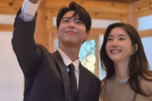 기사로 이동 - ‘SK 최태원 동거인’ 김희영, 박보검과 다정한 투샷…의외의 친분