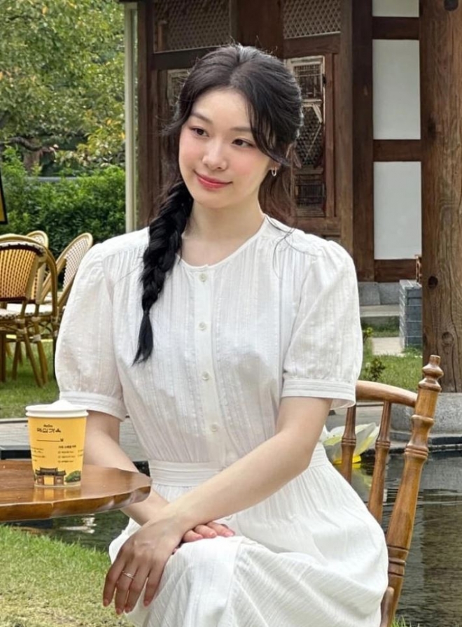thumbnail - ‘피겨 여왕’ 김연아, 청초한 매력 어디까지...“시간이 멈춘 듯한 미모”