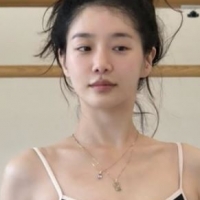 thumbnail - 오징어게임2 박규영, 민낯의 청순미 폭발...발레로 다져진 여리여리한 몸매 드러내