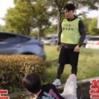 thumbnail - ‘우울 고위험군’ 아들 밀치고 멱살까지 잡은 아빠...오은영 “영원히 아이를 놓칠 수도..