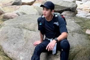 기사로 이동 - 김수현 근황, 군시절 연애편지 공개…“김새론 아닌 다른 여자”