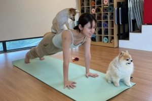 기사로 이동 - ‘학폭 의혹’ 심은우, 이효리 아난다 요가원 후기...“적당히 낯선 공기, 집중하기 좋아”