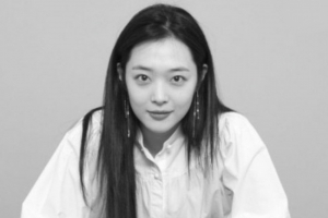 기사로 이동 - 故 설리 6주기, 여전한 그리움 속 친오빠는 ‘정치 게시물’ SNS 논란