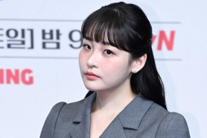 기사로 이동 - “기억나는 순간부터” 김민하 20년 영어 내공 ‘십오야’서 밝혔다