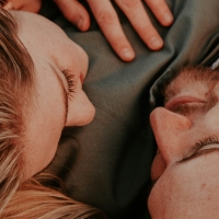 thumbnail - “사랑에 빠졌는지 알 수 있어요”...사랑에 빠졌을때 눈에서 일어나는 놀라운 변화 thumbnail - “사랑에 빠졌는지 알 수 있어요”...사랑에 빠졌을때 눈에서 일어나는 놀라운 변화